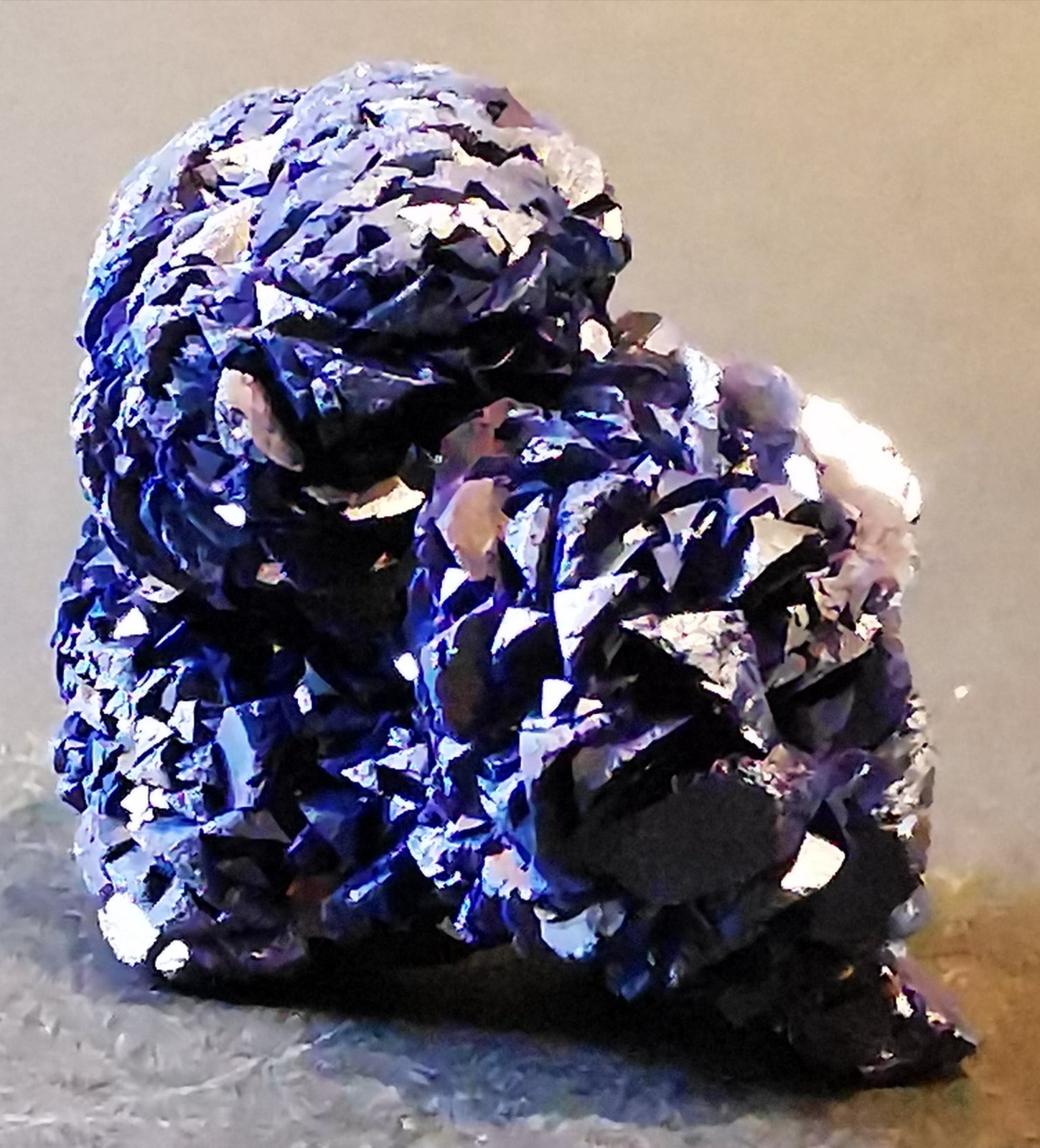 Azurite
4x3 cm.
(Autor: Enrique Llorens)