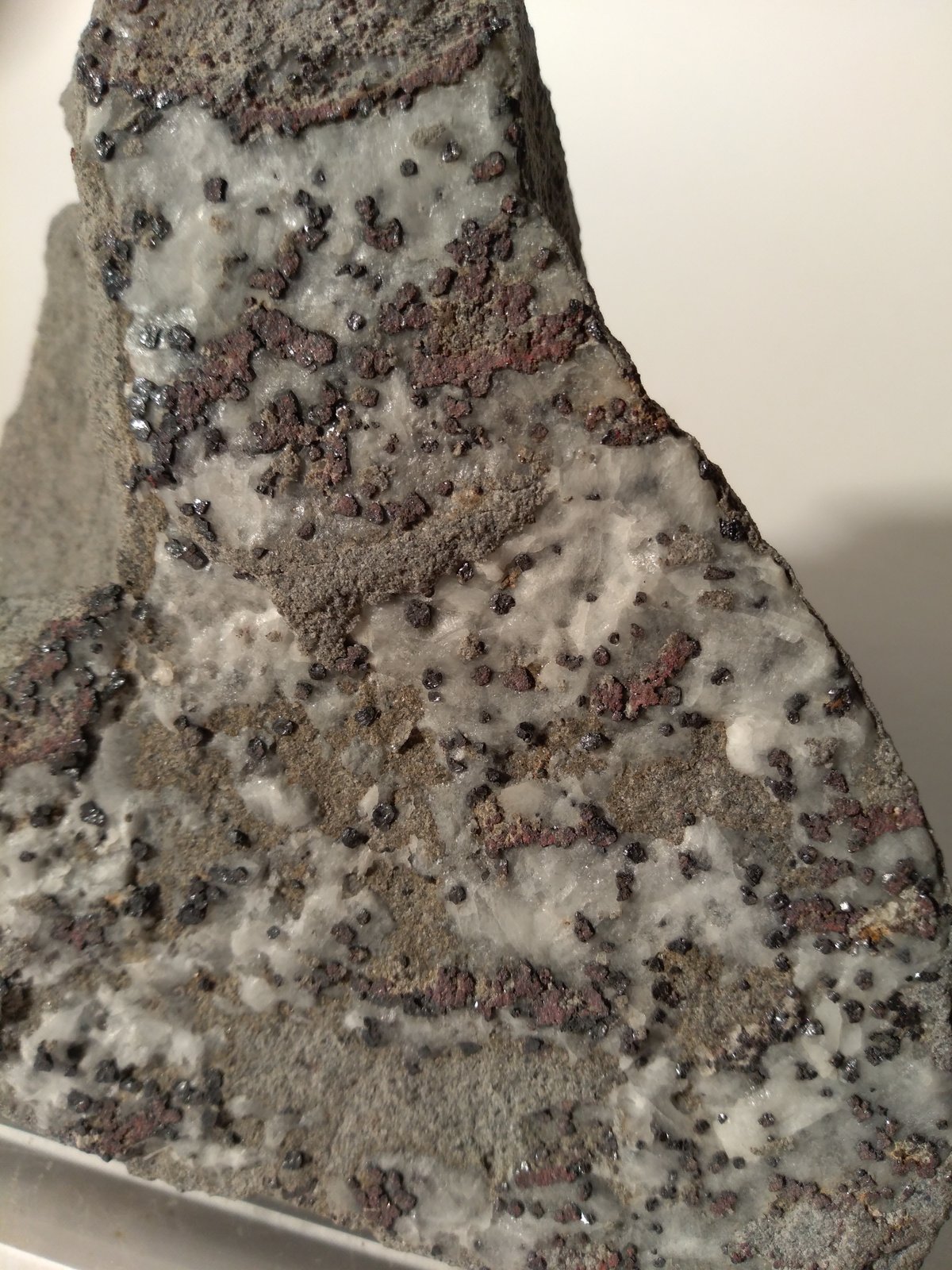 Cinnabar, Metacinnabar
10 x 9 cm
(Autor: Sante Celiberti)