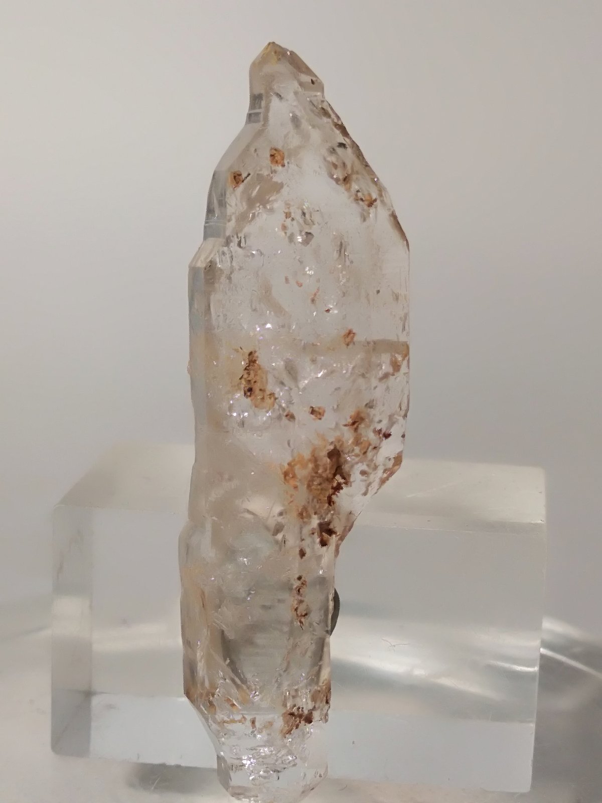 Quartz
46 x 12 x 4,5 mm
(Autor: Sante Celiberti)