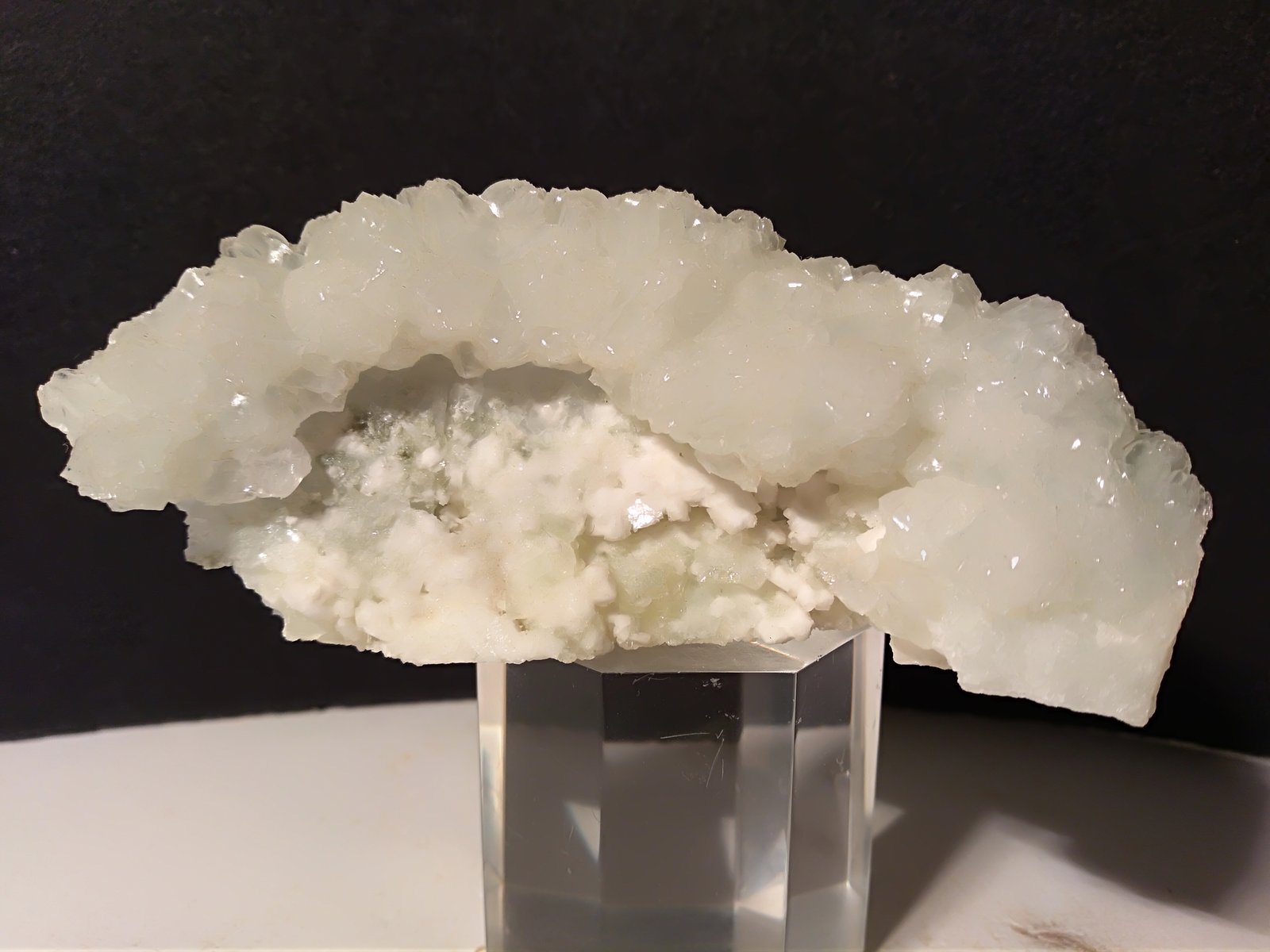 Prehnite
106 x 45 mm
(Autor: Sante Celiberti)