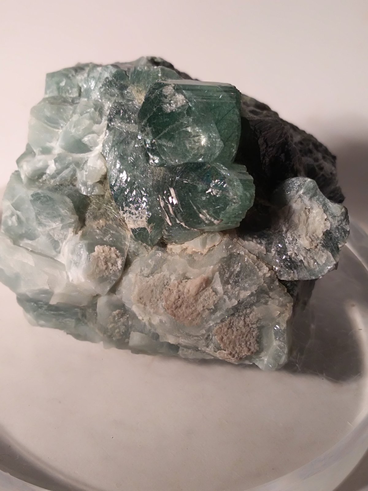 Albite
44 x 39 mm
(Autor: Sante Celiberti)