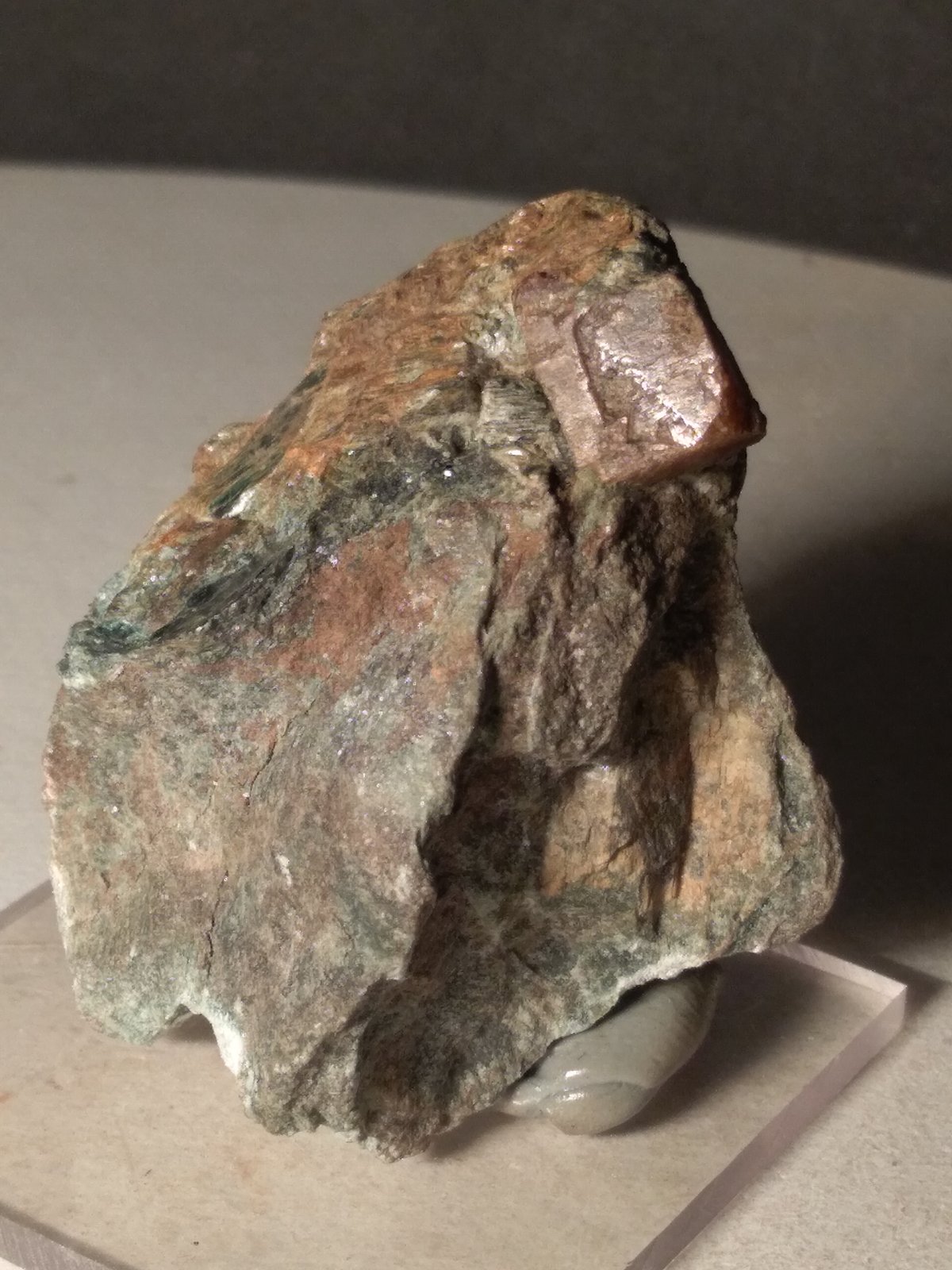 Perovskite
48,8 x 45 mm
(Autor: Sante Celiberti)