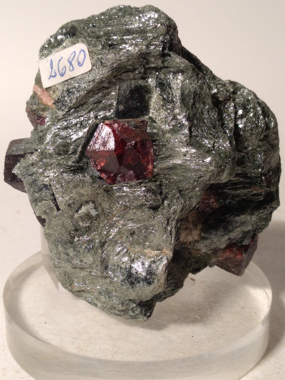 Almandine
68,5 x 56 mm
(Autor: Sante Celiberti)