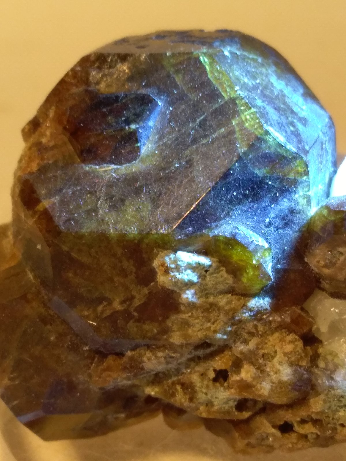 Vesuvianite
(Autor: Sante Celiberti)
