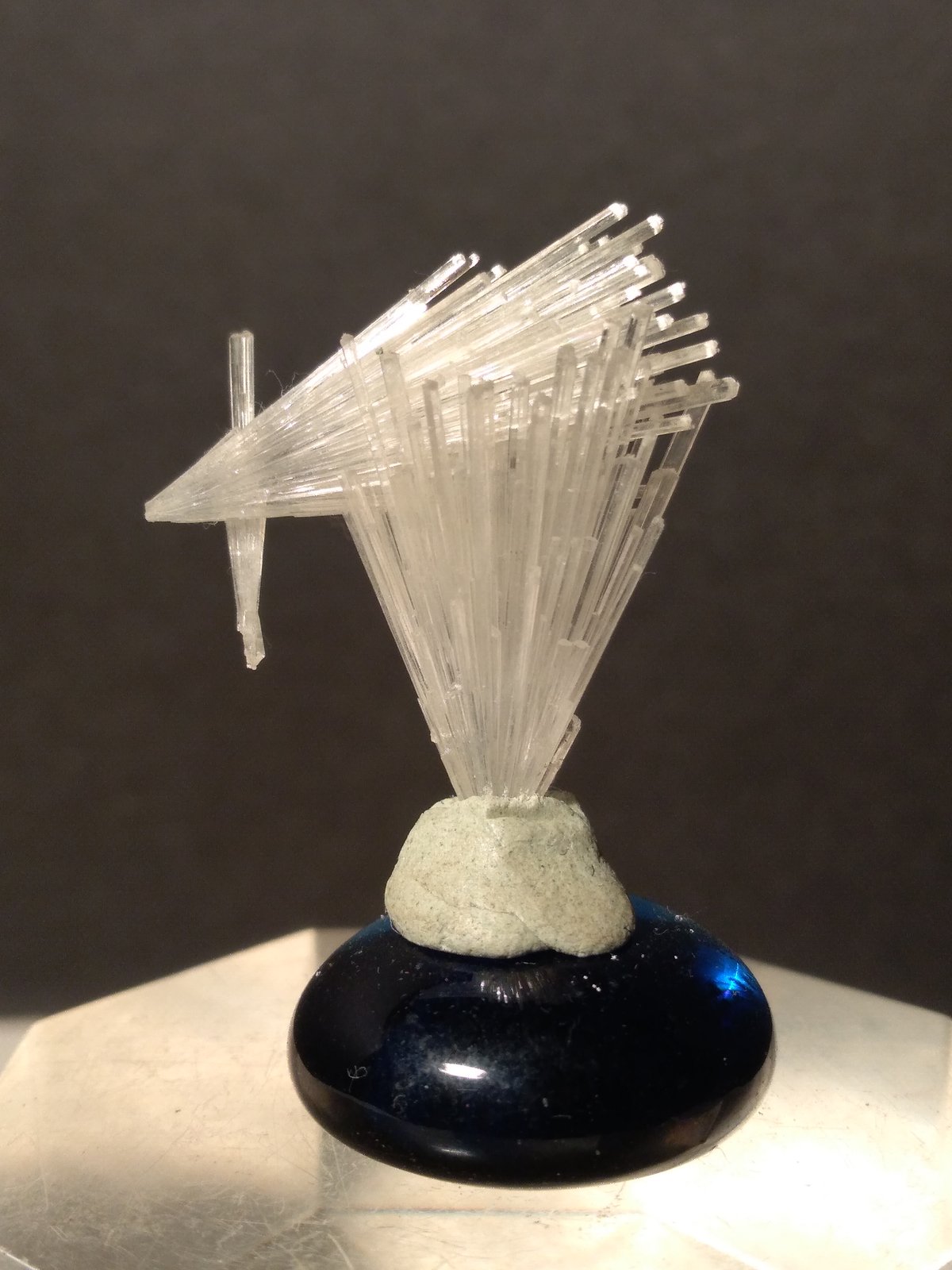 Natrolite
24 x 22 mm
(Autor: Sante Celiberti)