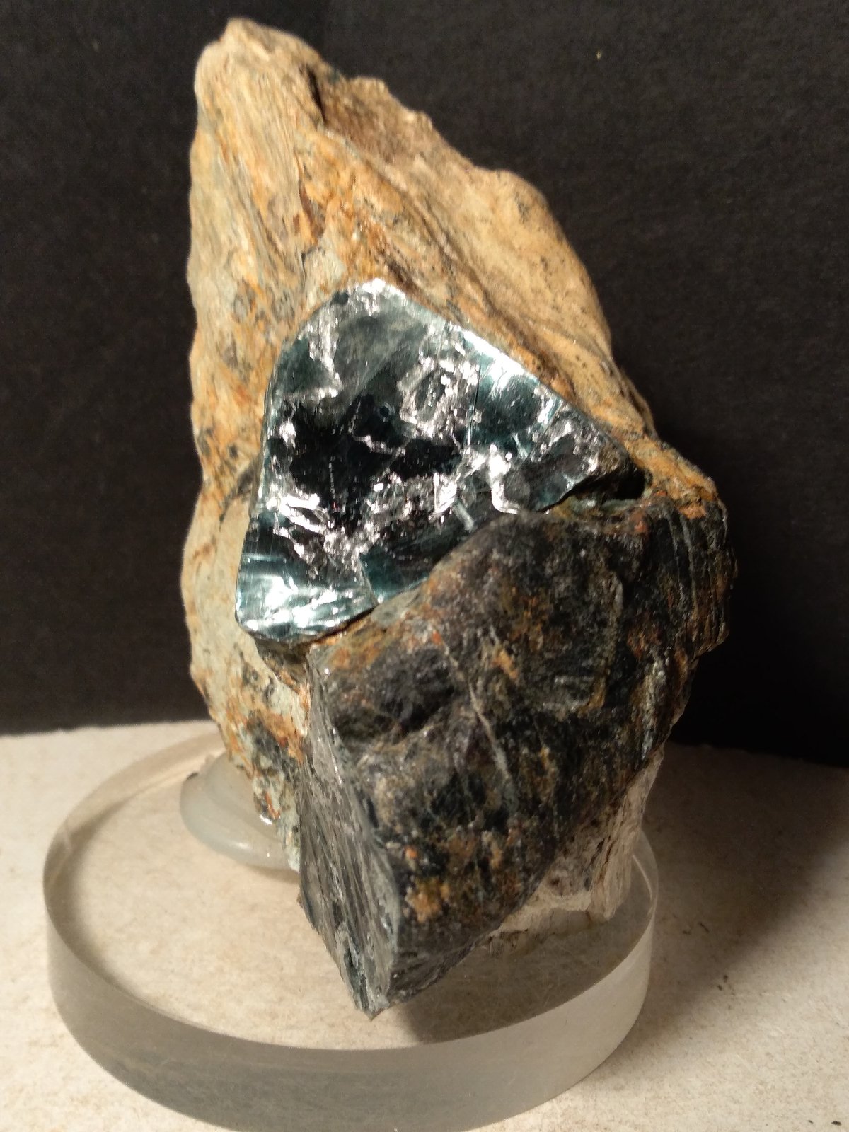 Clinochlore (variety ripidolite)
80 x 65 mm
(Autor: Sante Celiberti)