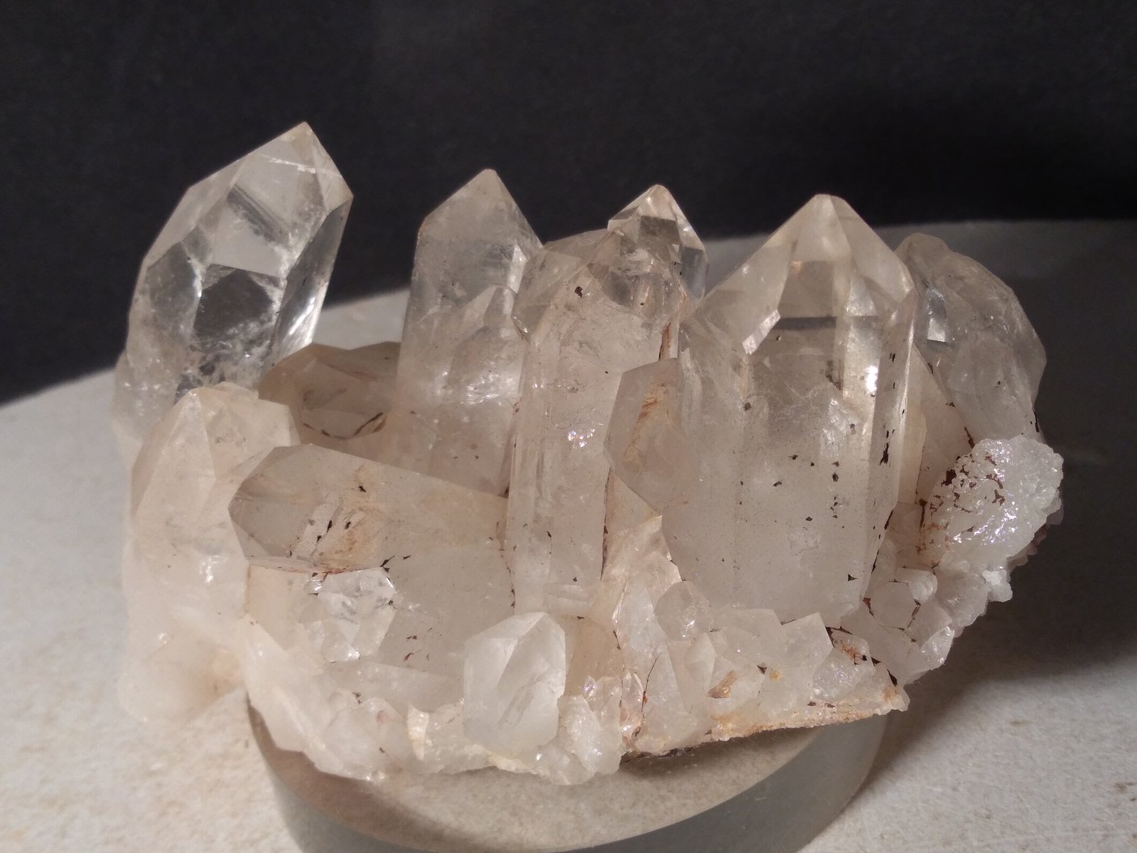 Quartz
93 x 49 mm
(Autor: Sante Celiberti)