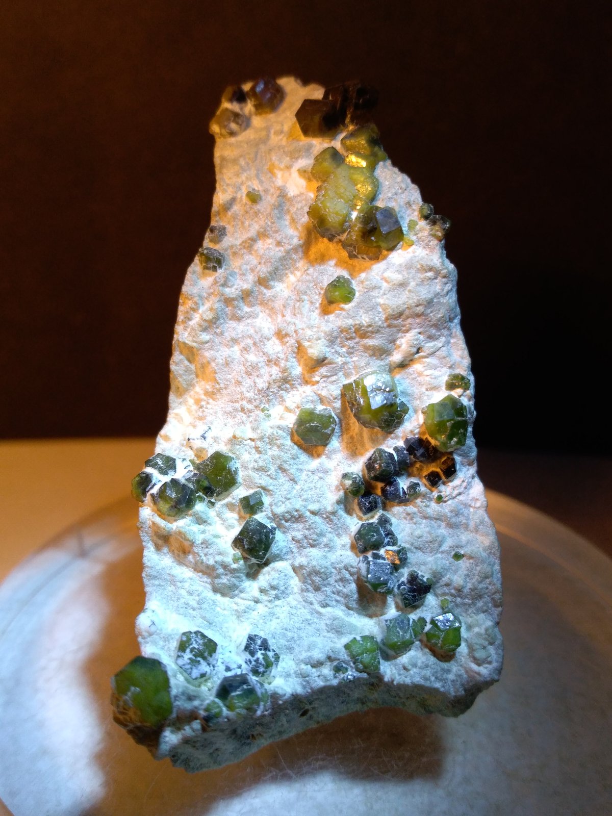 Andradite (variety demantoid), Asbestos
44 x 52 mm
(Autor: Sante Celiberti)
