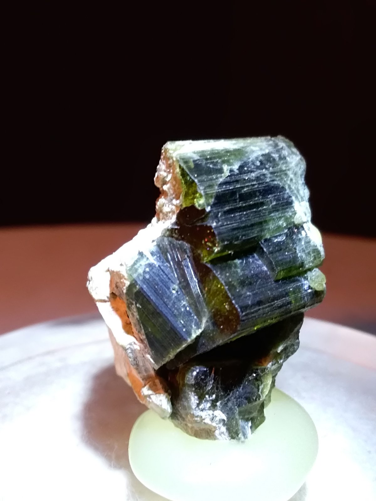 Vesuvianite
27 x 24 mm
(Autor: Sante Celiberti)