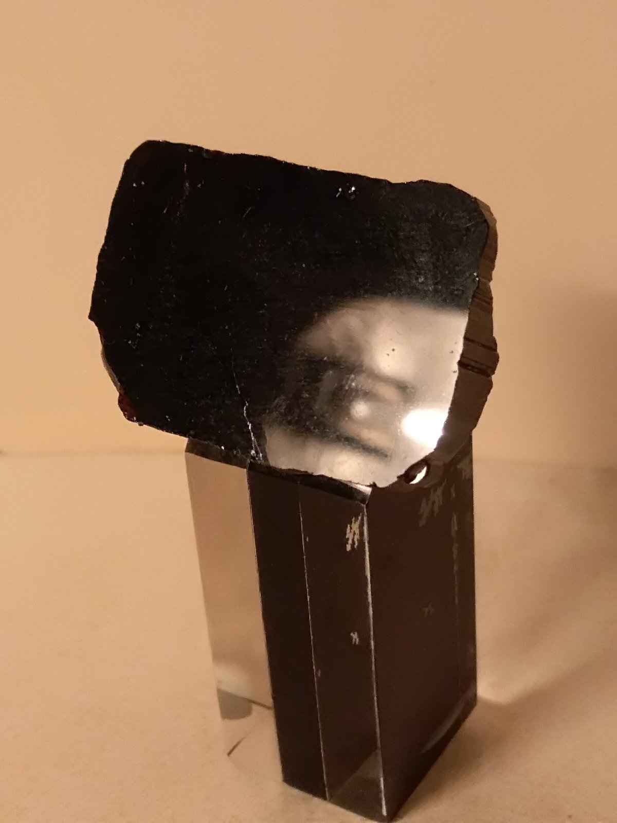Vesuvianite
31 x 22 mm
(Autor: Sante Celiberti)