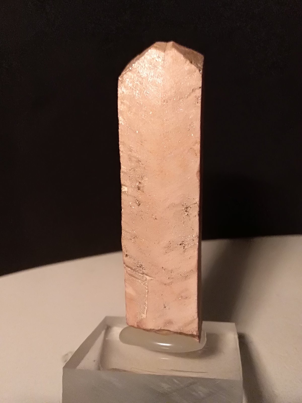 Orthoclase
72 x 26 mm
(Autor: Sante Celiberti)