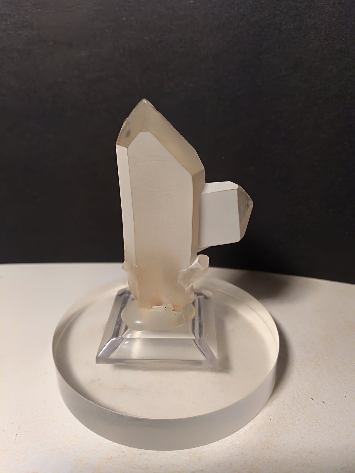 Quartz (variety japan law twin)
52 x 33 mm
(Autor: Sante Celiberti)