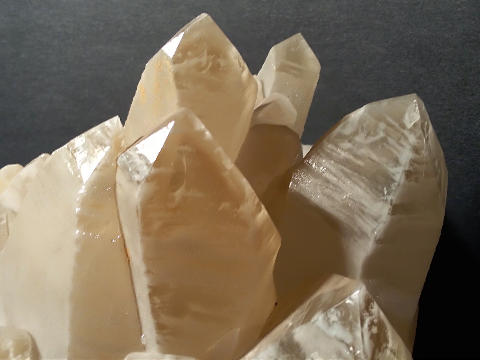 Quartz
300 x 180 mm
(Autor: Sante Celiberti)