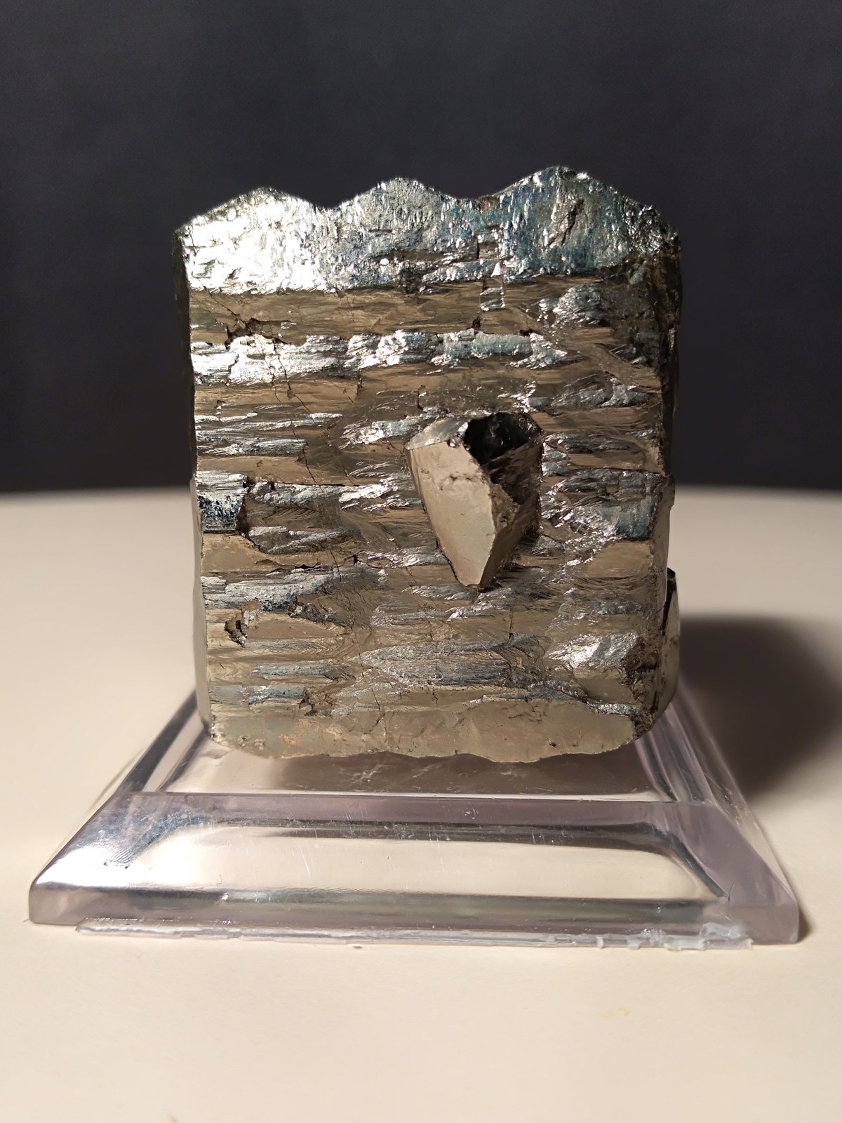 Pyrite
32,5 x 29,3 mm
(Autor: Sante Celiberti)