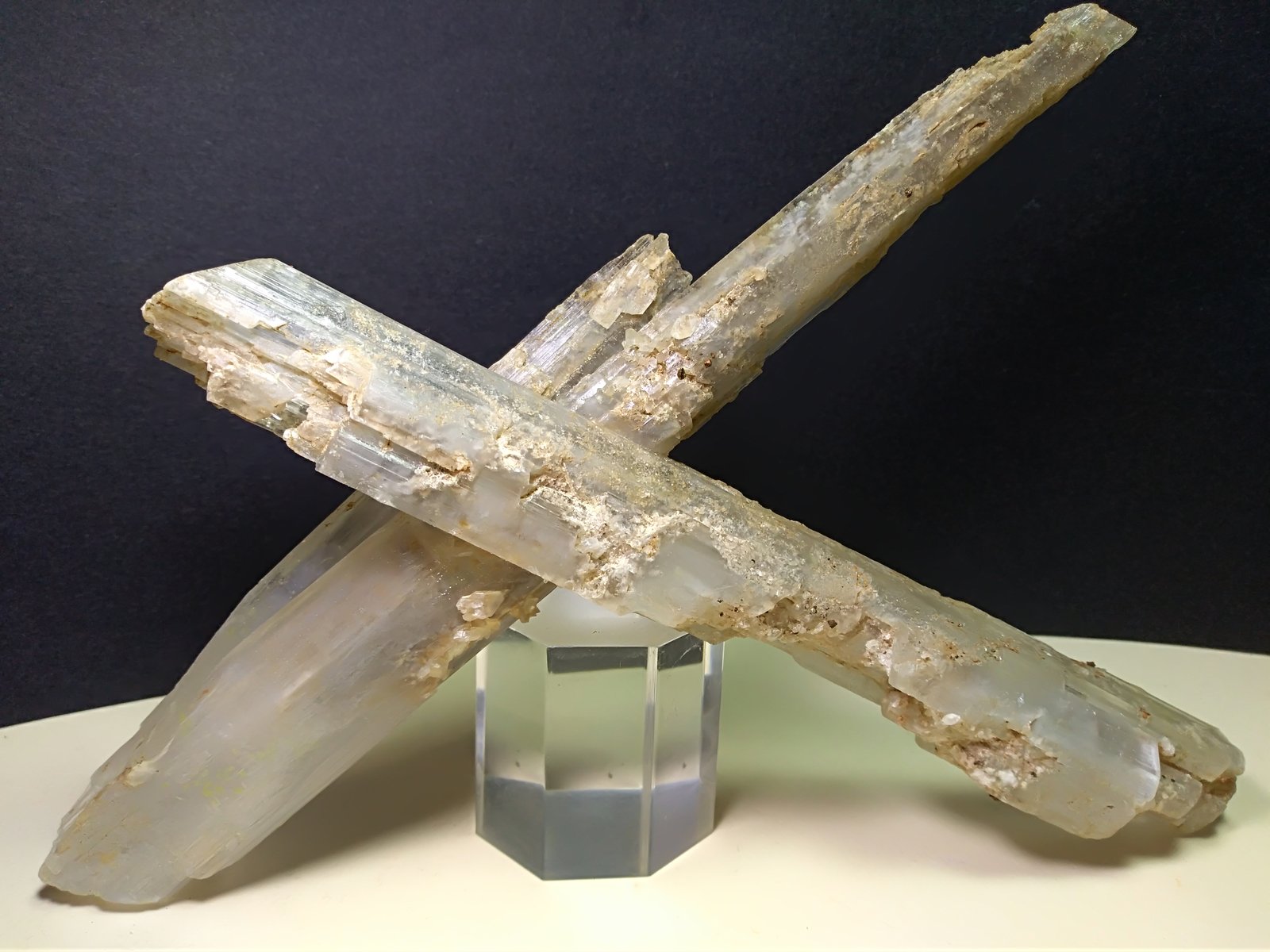 Gypsum, Sulphur, Pyrite
20 x 13,5 cm
(Autor: Sante Celiberti)