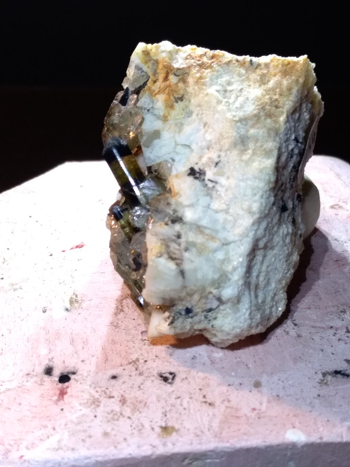 Elbaite
43 x 28 mm
(Autor: Sante Celiberti)
