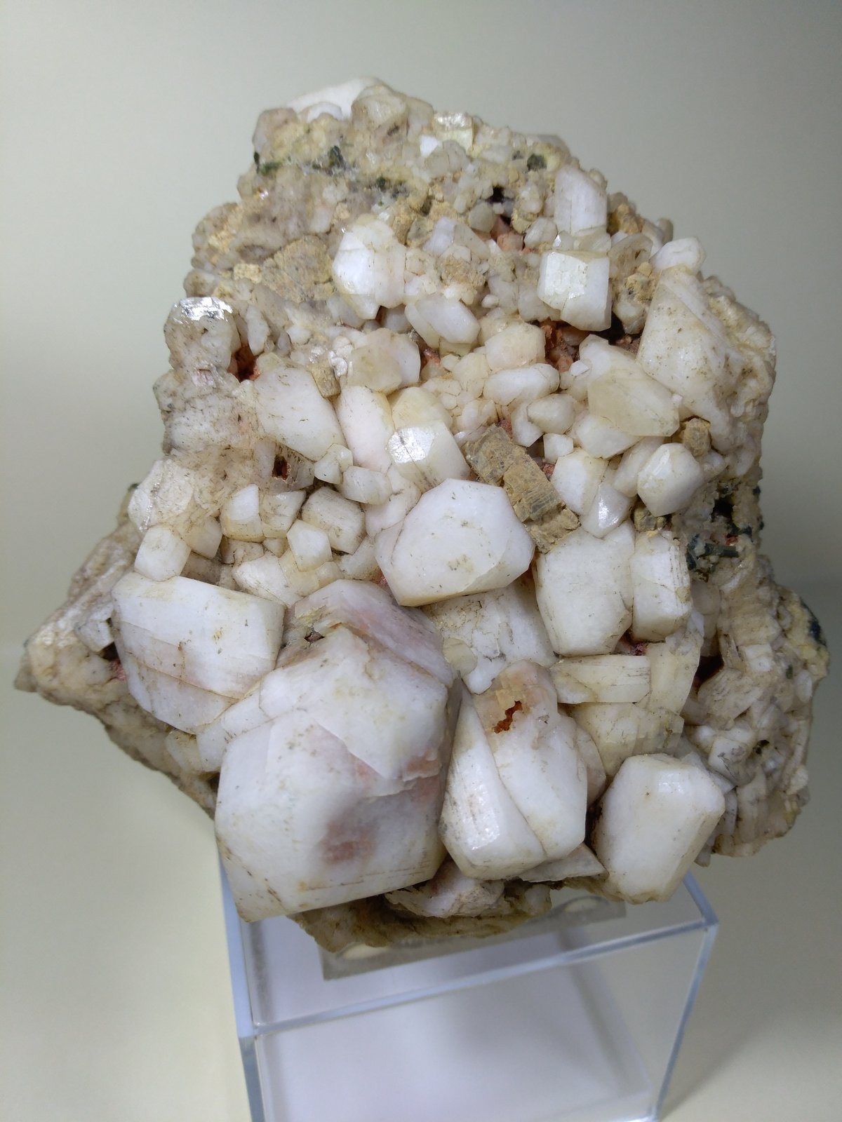 Albite (variety pericline)
96 x 89 mm
(Autor: Sante Celiberti)