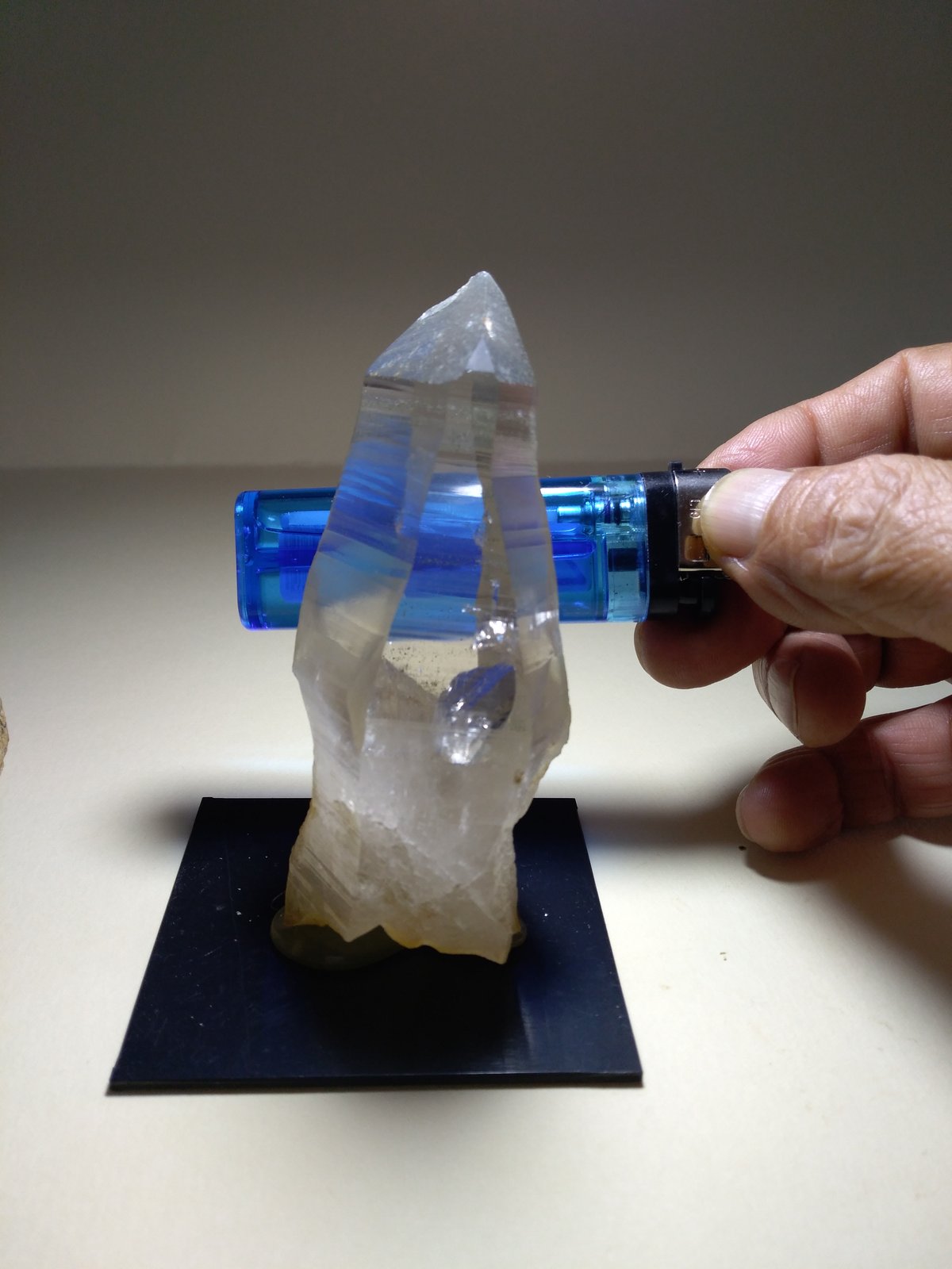 Quartz
90 x 41.5 mm
(Autor: Sante Celiberti)