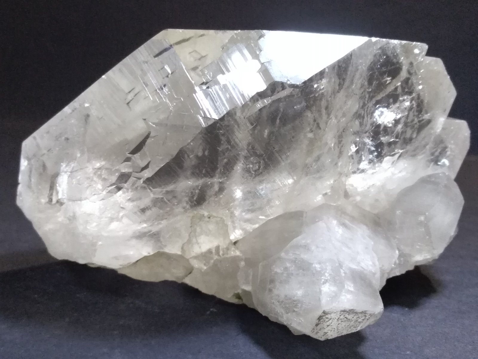 Quartz (variety gwindel)
11 x 8,5 cm
(Autor: Sante Celiberti)