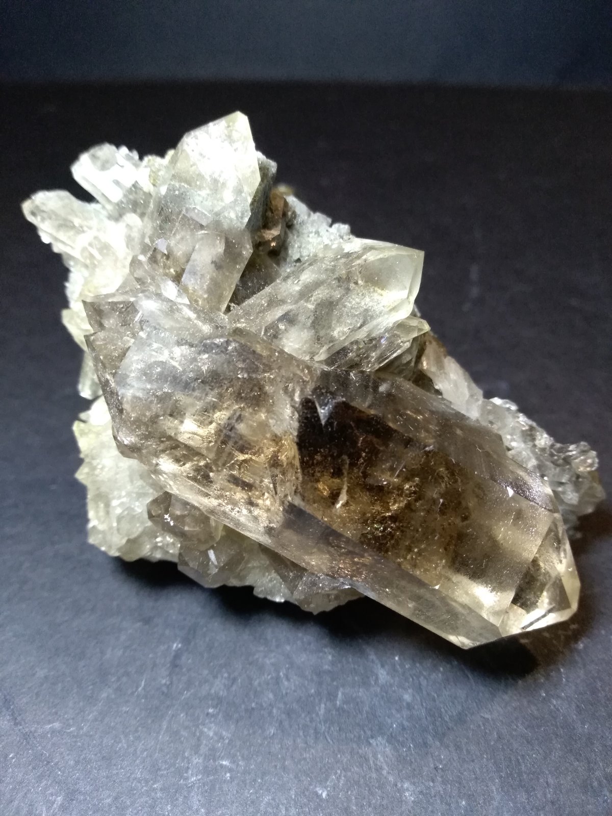 Quartz (variety smoky)
89 x 55 mm
(Autor: Sante Celiberti)