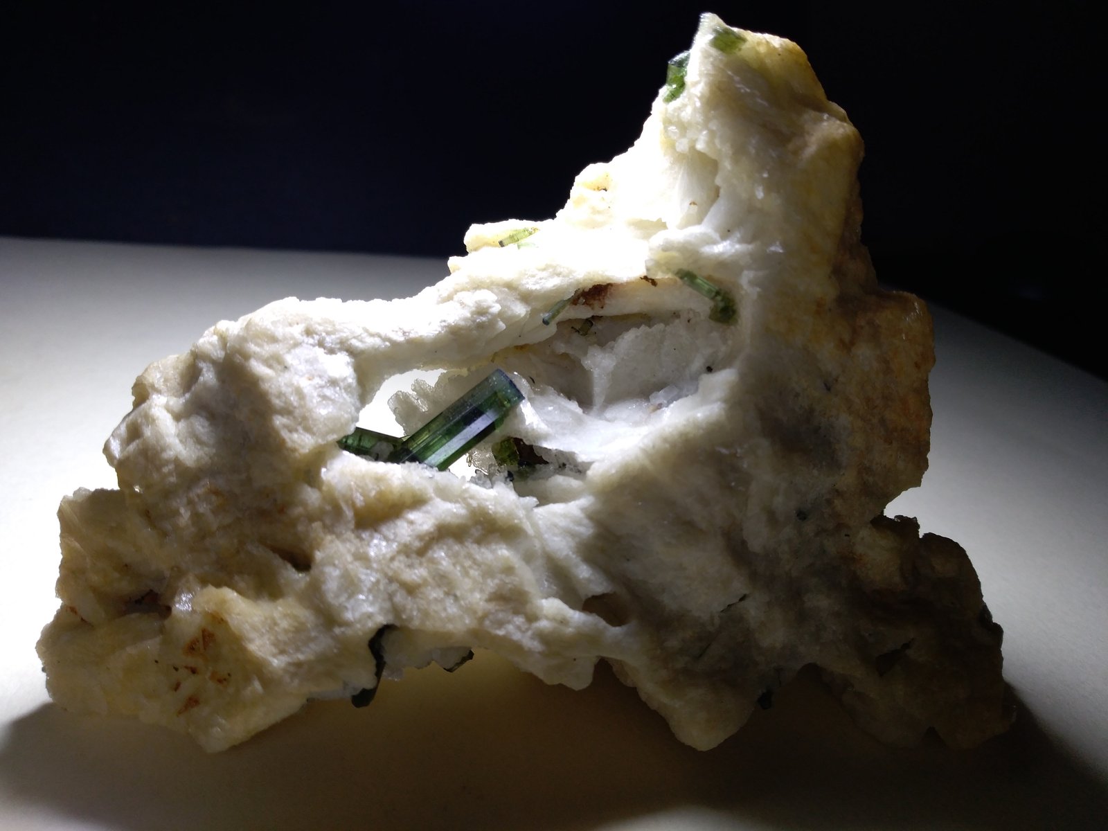 Tourmaline
11 x 7,5 cm
(Autor: Sante Celiberti)