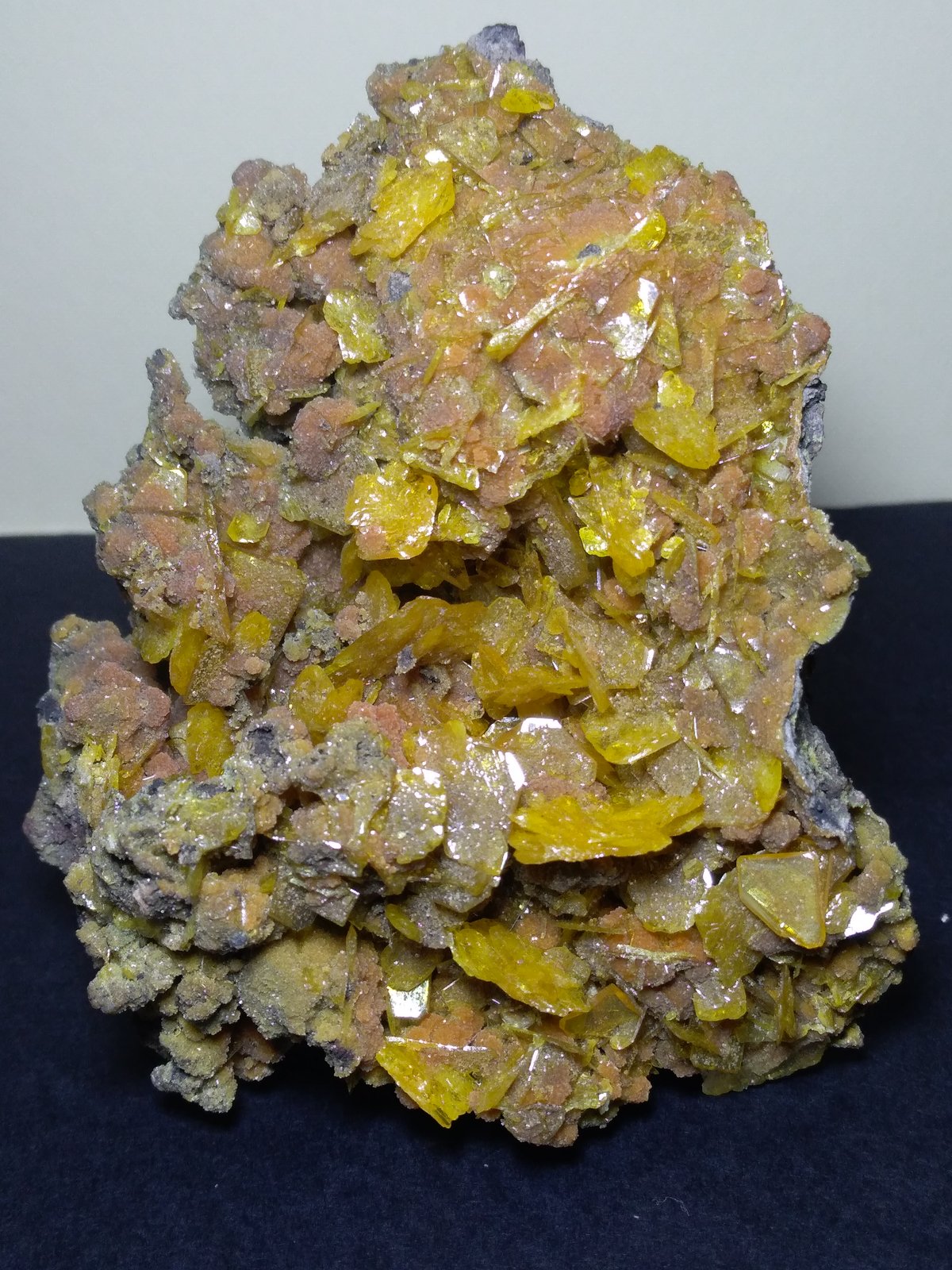 Wulfenite
83 x 72 mm
(Autor: Sante Celiberti)