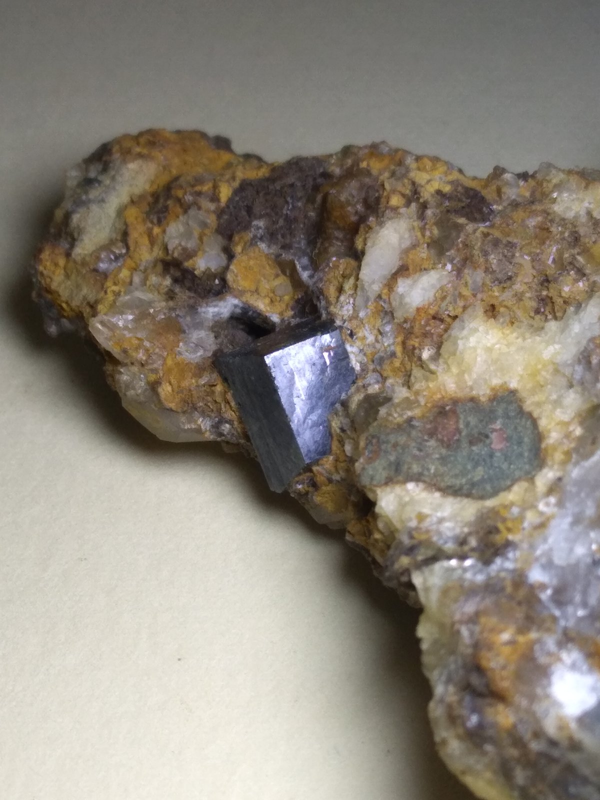 Anatase
85 x 57 mm
(Autor: Sante Celiberti)