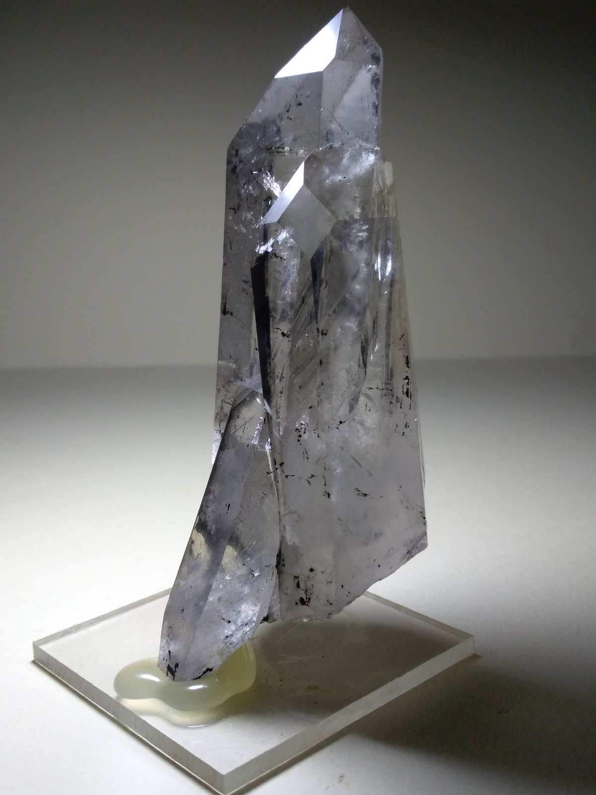 Quartz
10 x 4 cm
(Autor: Sante Celiberti)