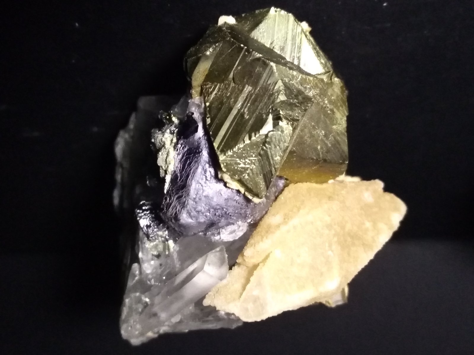 Chalcopyrite, Galena, Quartz, Calcite
78 x 55 mm
(Autor: Sante Celiberti)