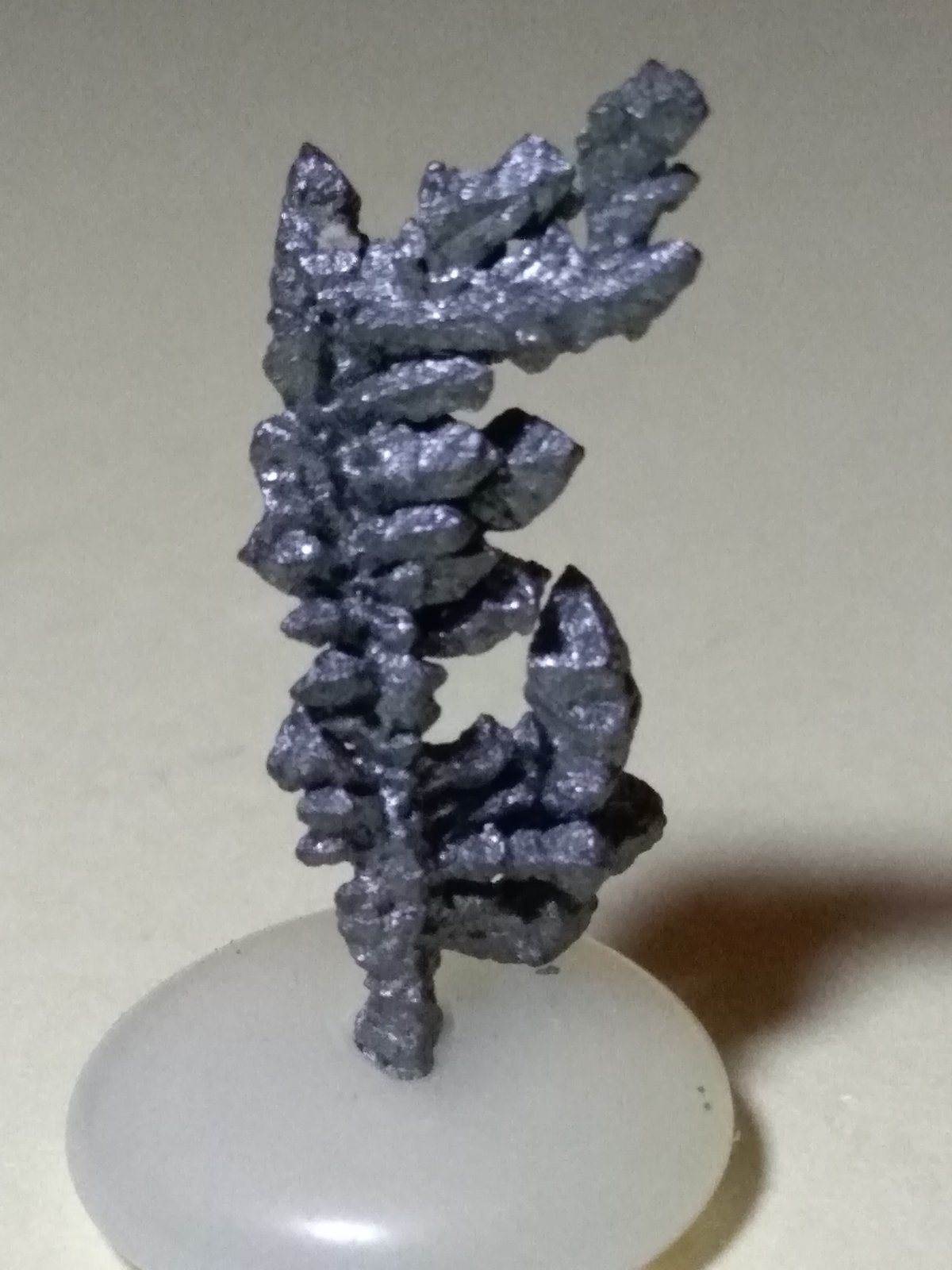 Acanthite
28 x 13 mm
(Autor: Sante Celiberti)