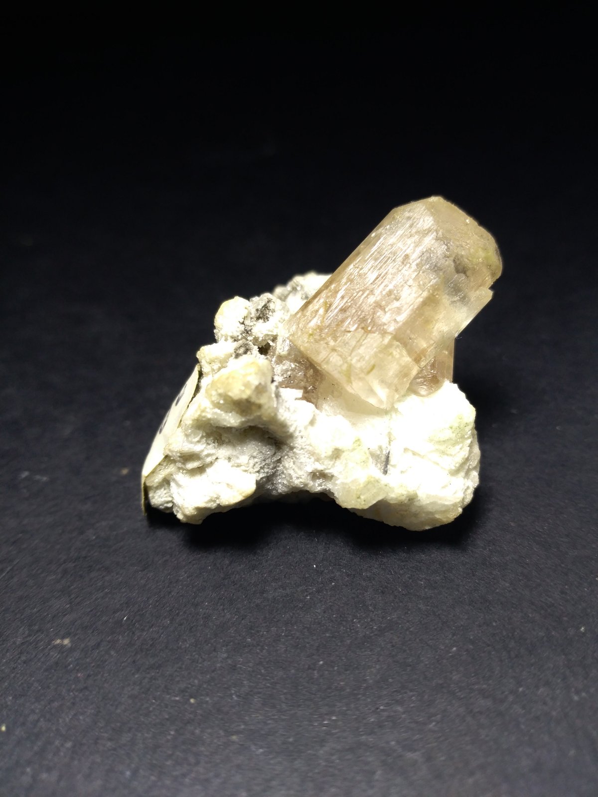 Topaz
29 x 24 mm
(Autor: Sante Celiberti)