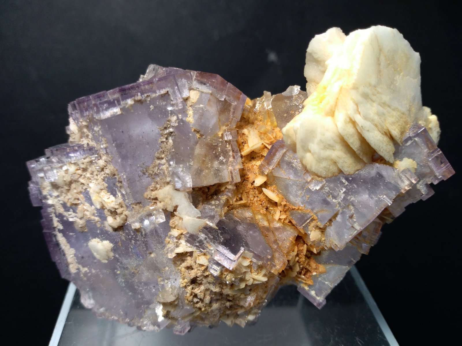 Fluorite, Baryte
88 x 67 mm
(Autor: Sante Celiberti)