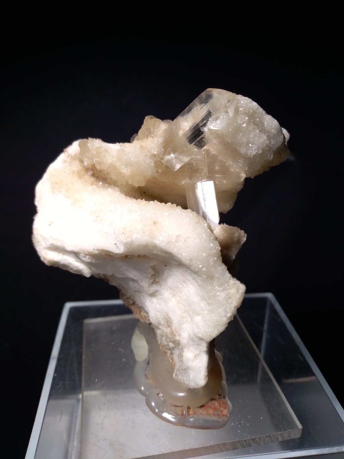 Gypsum
70 x 67 mm
(Autor: Sante Celiberti)