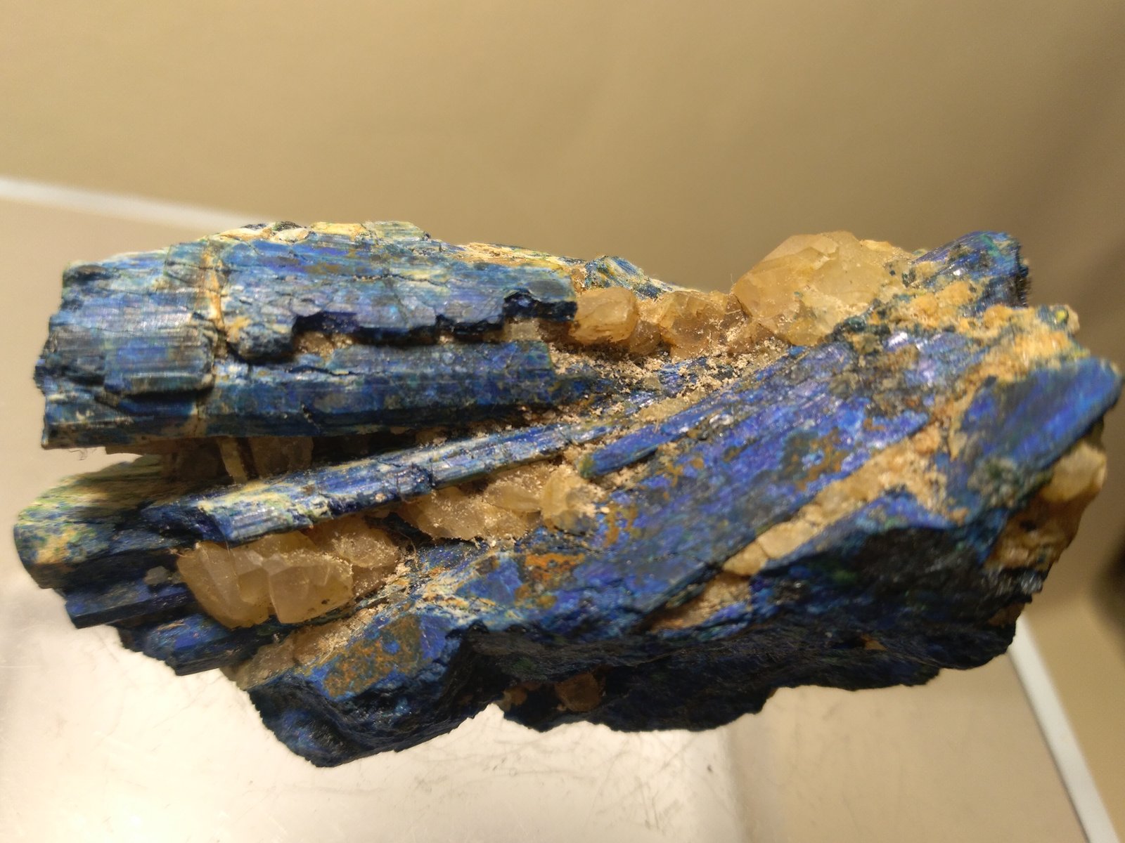 Chalcostibite, Azurite
48 x 26 mm
(Autor: Sante Celiberti)
