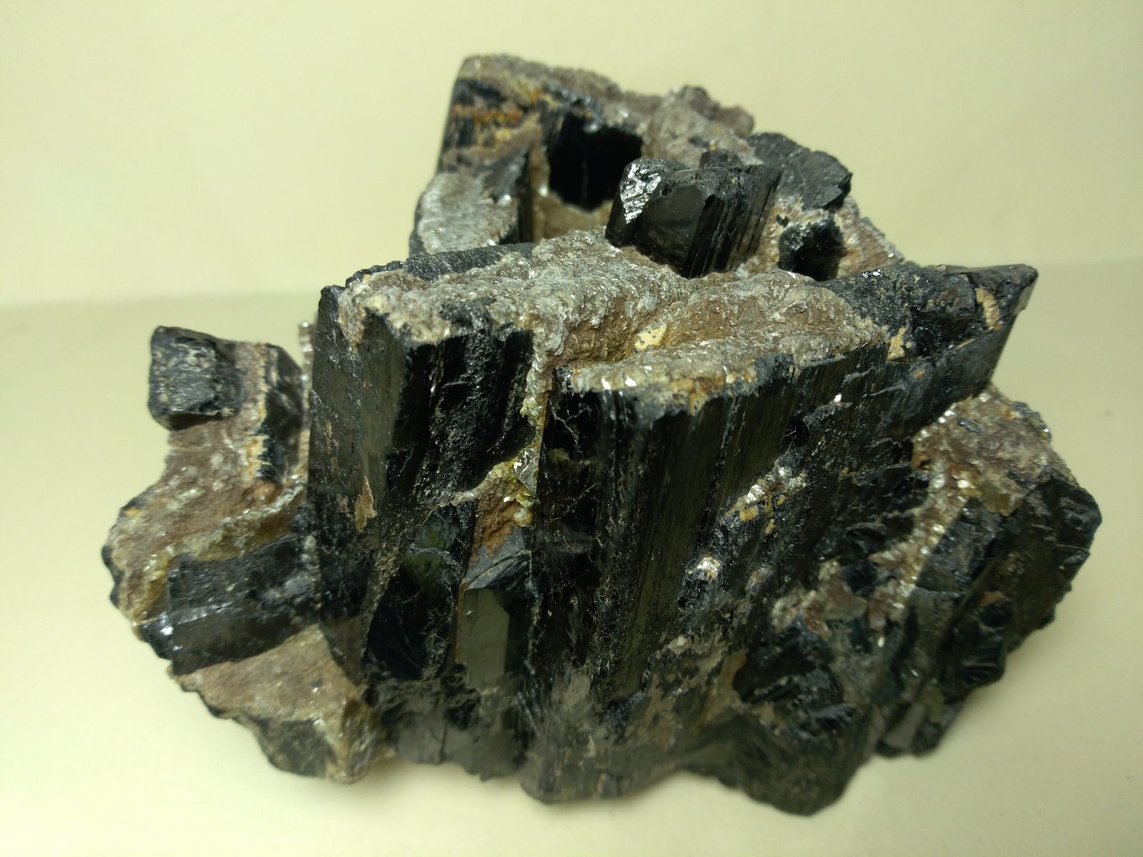Ferberite, Arsenopyrite, Muscovite
10,5 x 10,5 cm
(Autor: Sante Celiberti)