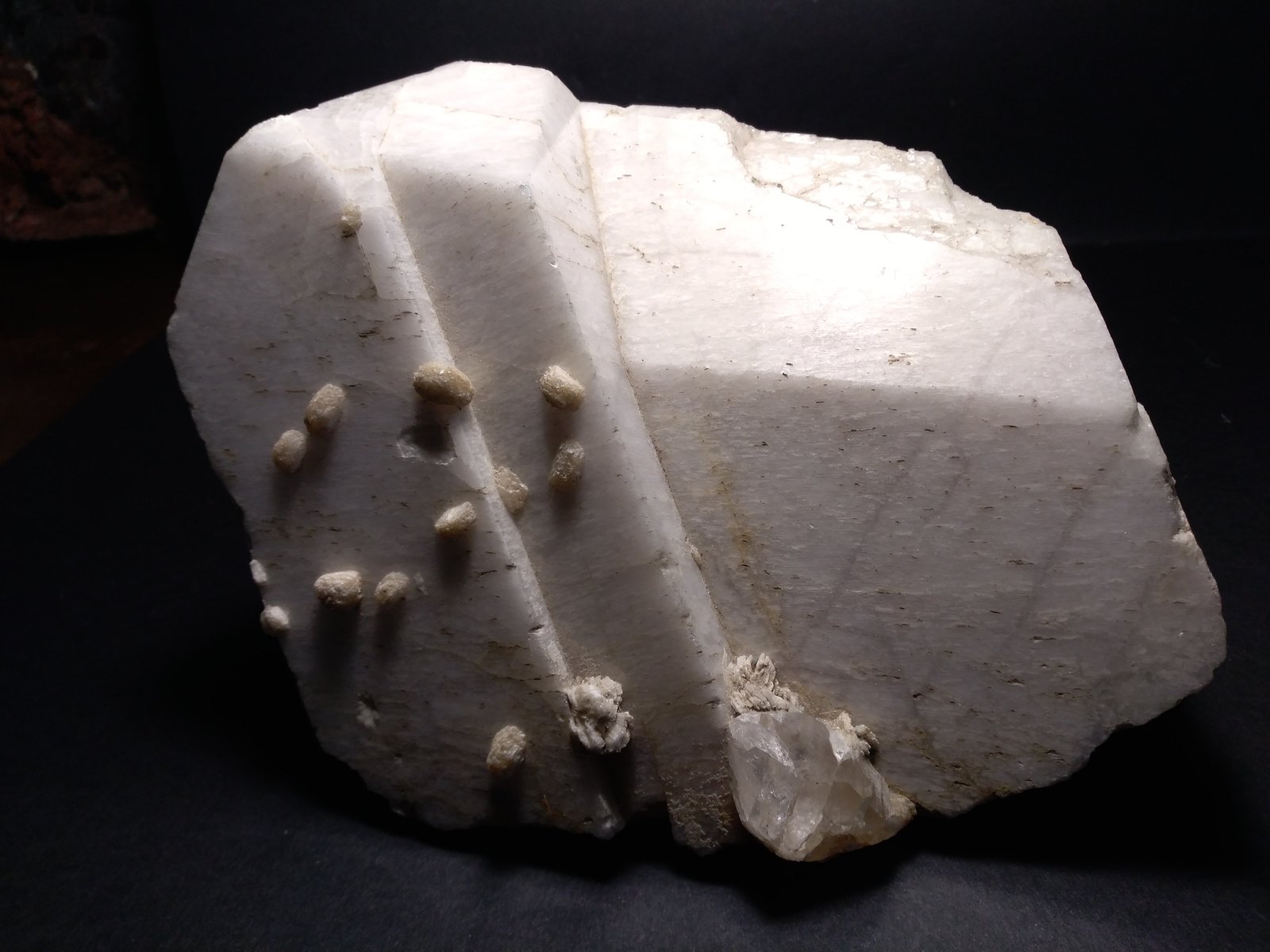 Microcline, Quartz, Muscovite, Albite, 'Tourmaline'
20 x 17 cm
(Autor: Sante Celiberti)