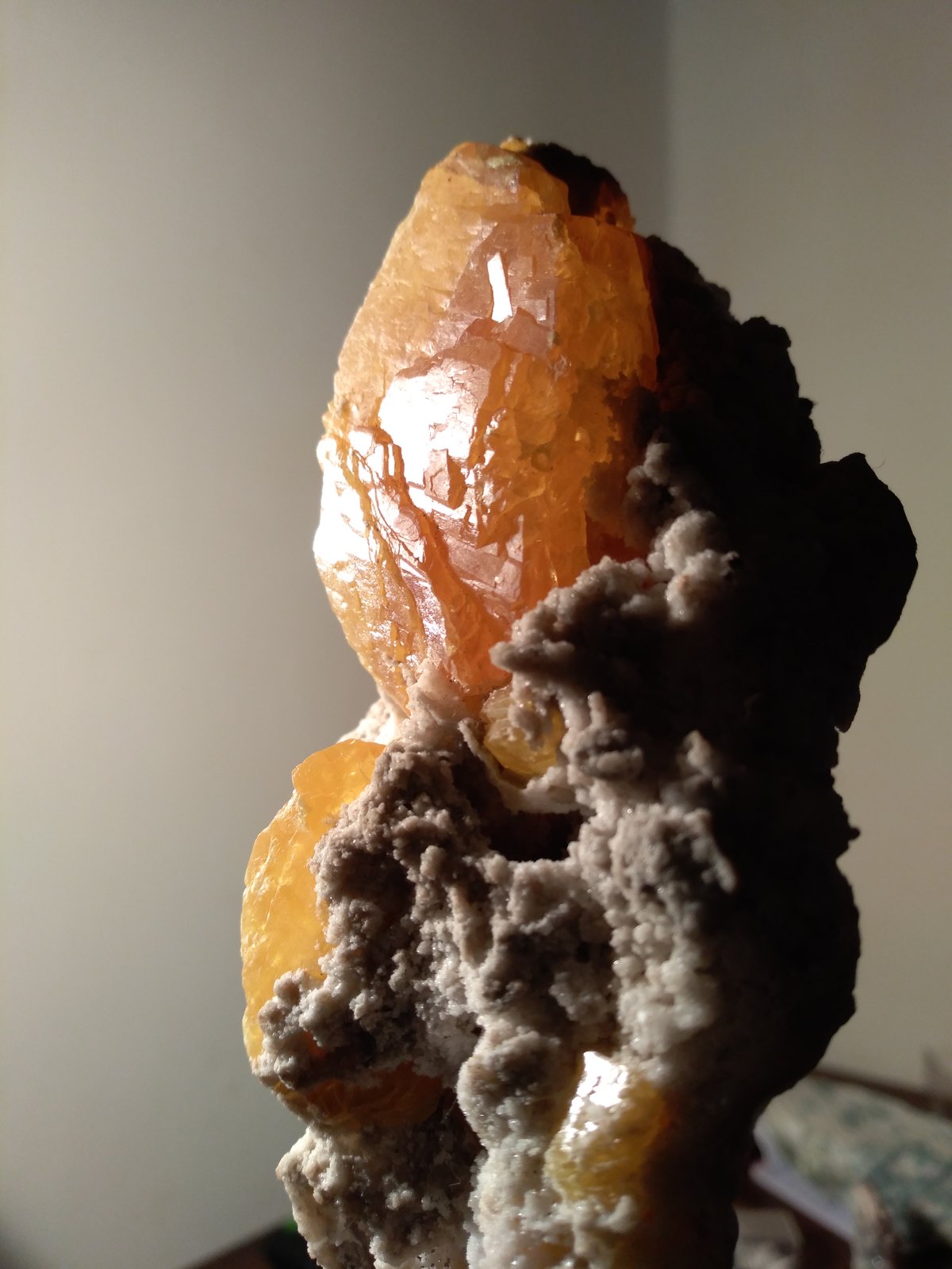 Sulphur
13,5 x 6,5 cm
(Autor: Sante Celiberti)