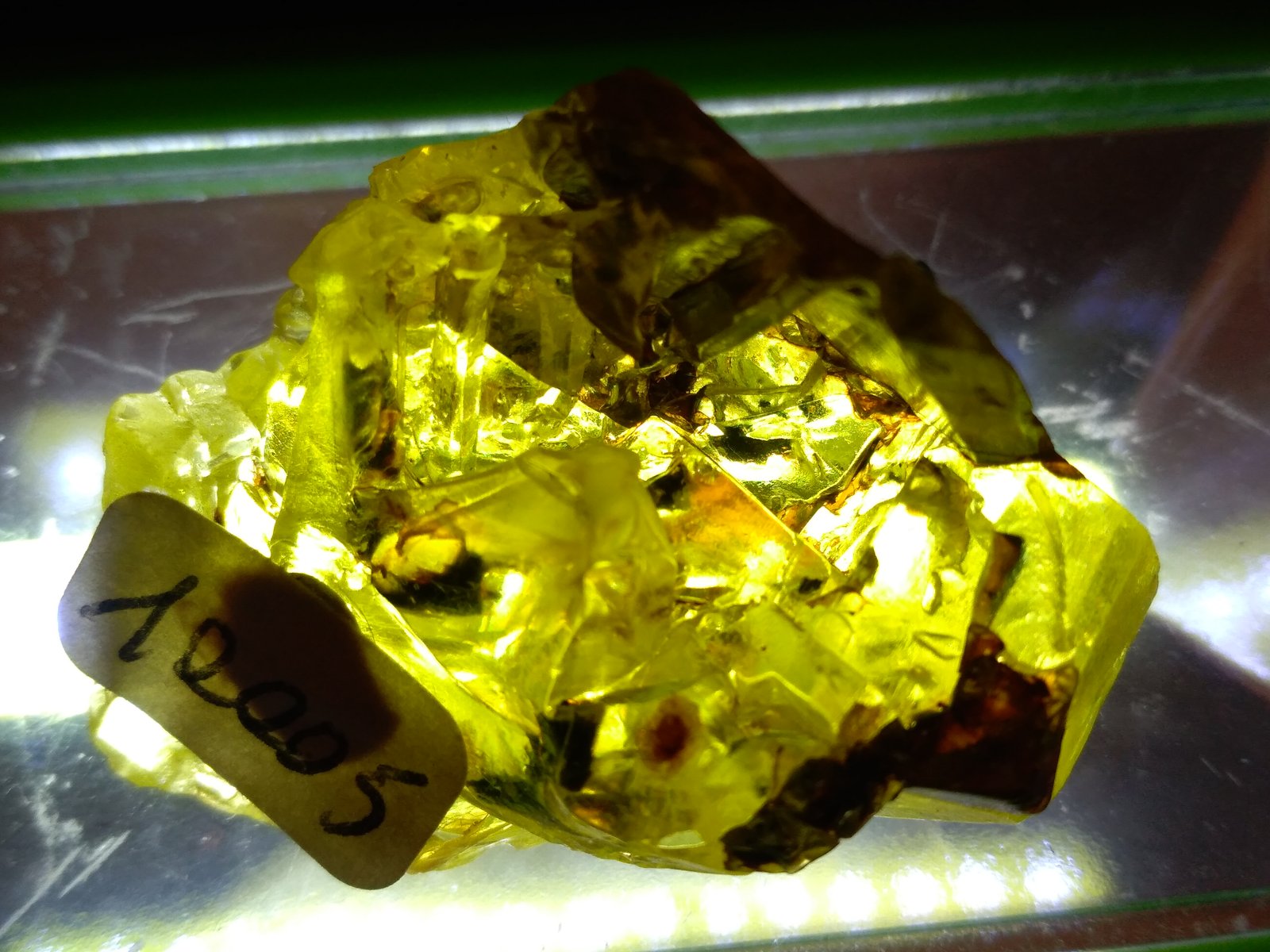 Sulphur
30 x 20 mm
(Autor: Sante Celiberti)