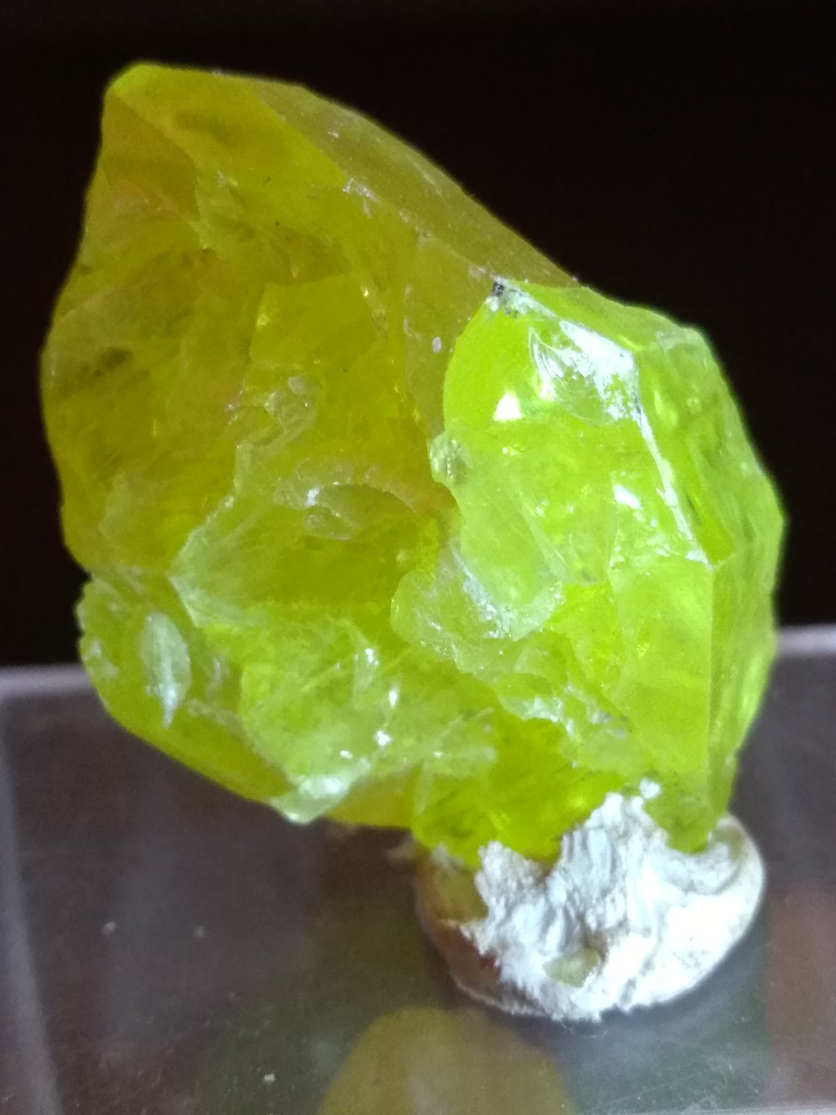 Sulphur
30 x 22 mm
(Autor: Sante Celiberti)