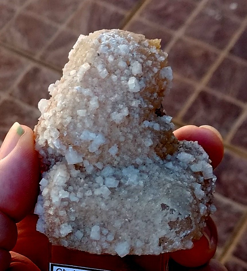 'Chabazite' and Calcite
8 x 5 x 4 cm
(Autor: Anísio Cláudio)