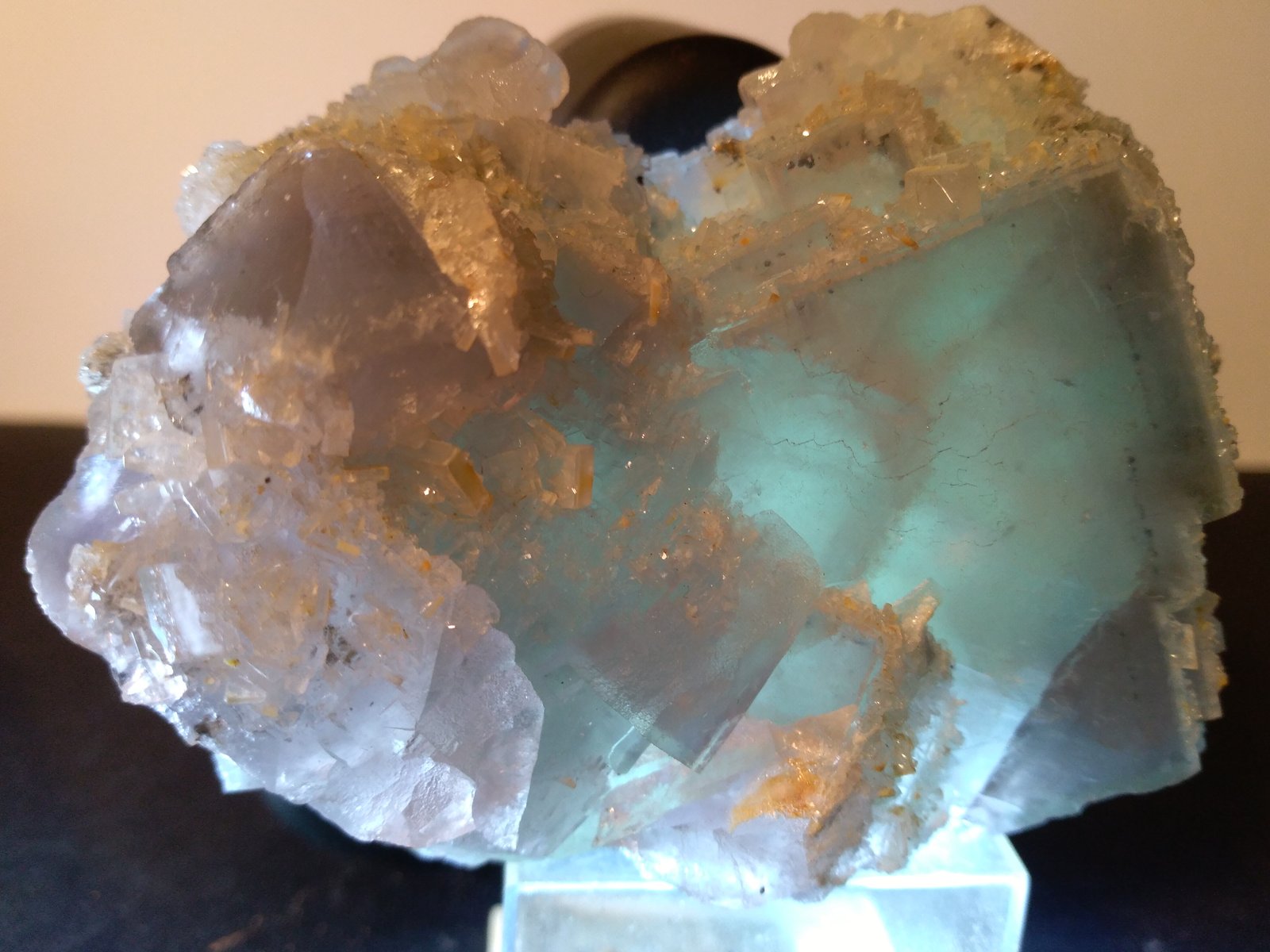 Fluorite, Baryte
91 x 60 mm
(Autor: Sante Celiberti)