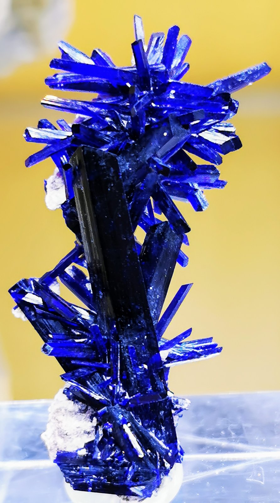 Azurite
2cmx3,5cm
(Autor: Enrique Llorens)