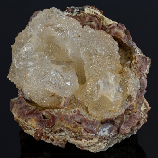 Opal (variety hyalite), Chalcedony and Quartz
63 mm x 52 mm x 50 mm
(Autor: Firmo Espinar)