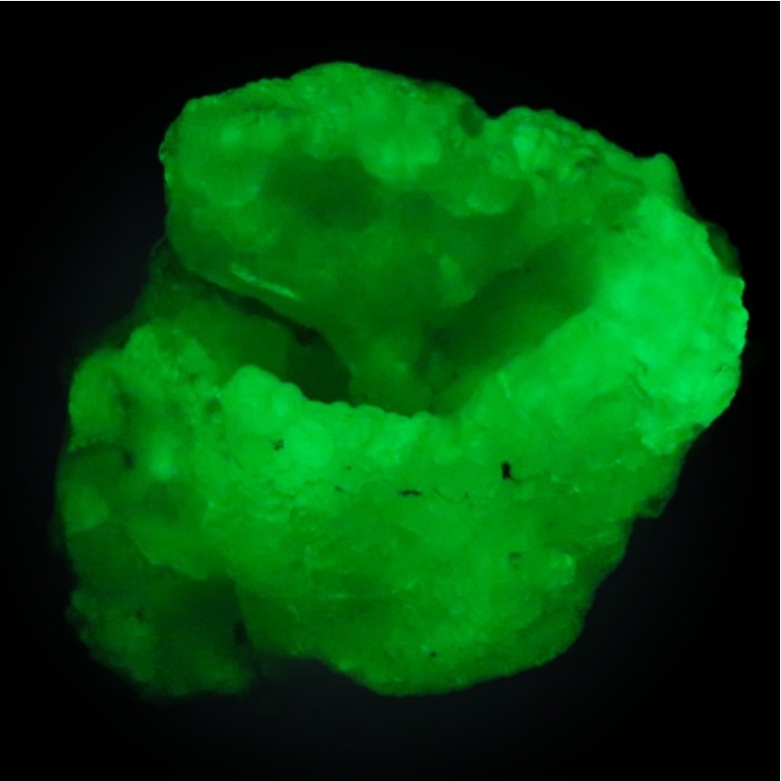 Opal (variety hyalite), Chalcedony and Quartz
63 mm x 52 mm x 50 mm
(Autor: Firmo Espinar)