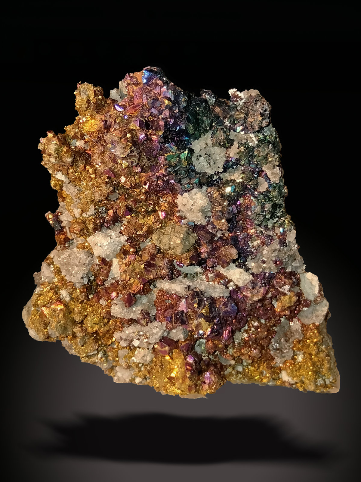 Chalcopyrite and Calcite
55 mm x 53 mm x 27 mm
(Autor: Firmo Espinar)
