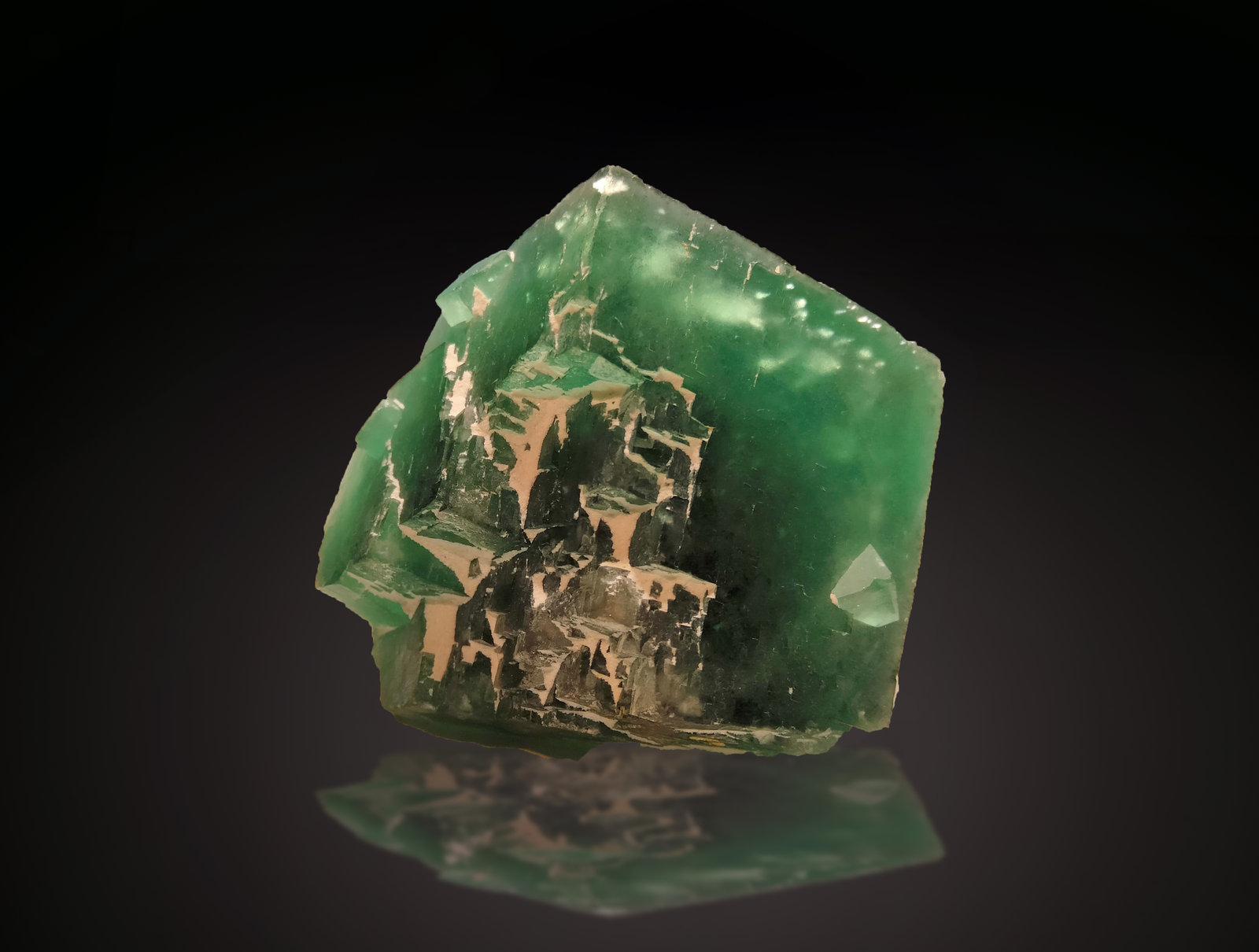 Fluorite
52 mm x 48 mm x 44 mm
(Autor: Firmo Espinar)