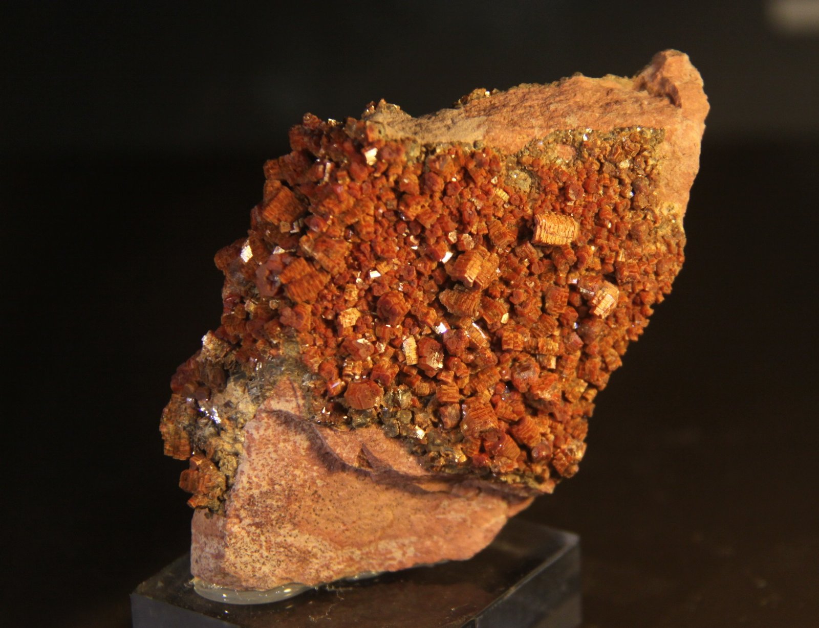 Vanadinite
74mm x 65mm x 26mm
(Autor: Firmo Espinar)