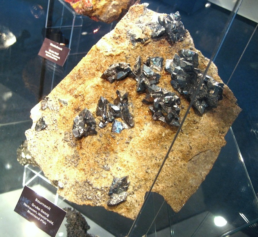 Bournonite
Specimen size 18 cm
(Autor: Tobi)
