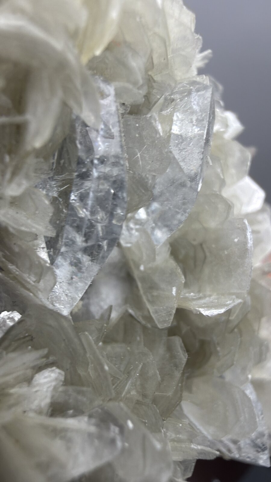 Beryl (variety aquamarine)
35mm x 42mm x 25mm
(Autor: QT.JojoGuo)