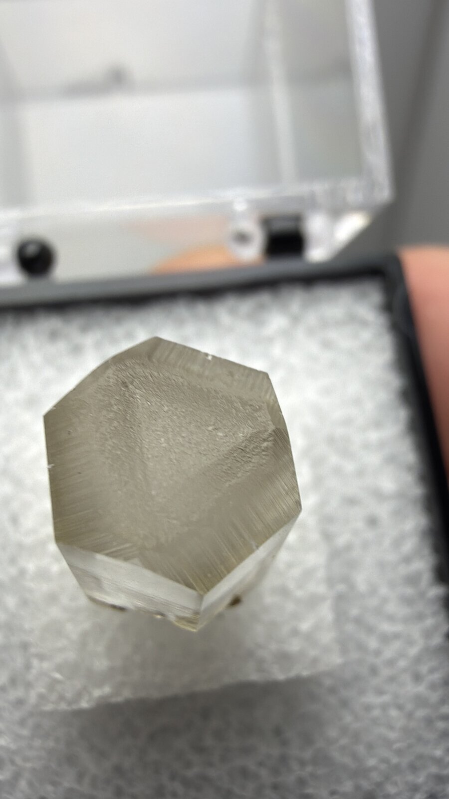 Calcite
14mm x 8mm x 9mm
(Autor: QT.JojoGuo)